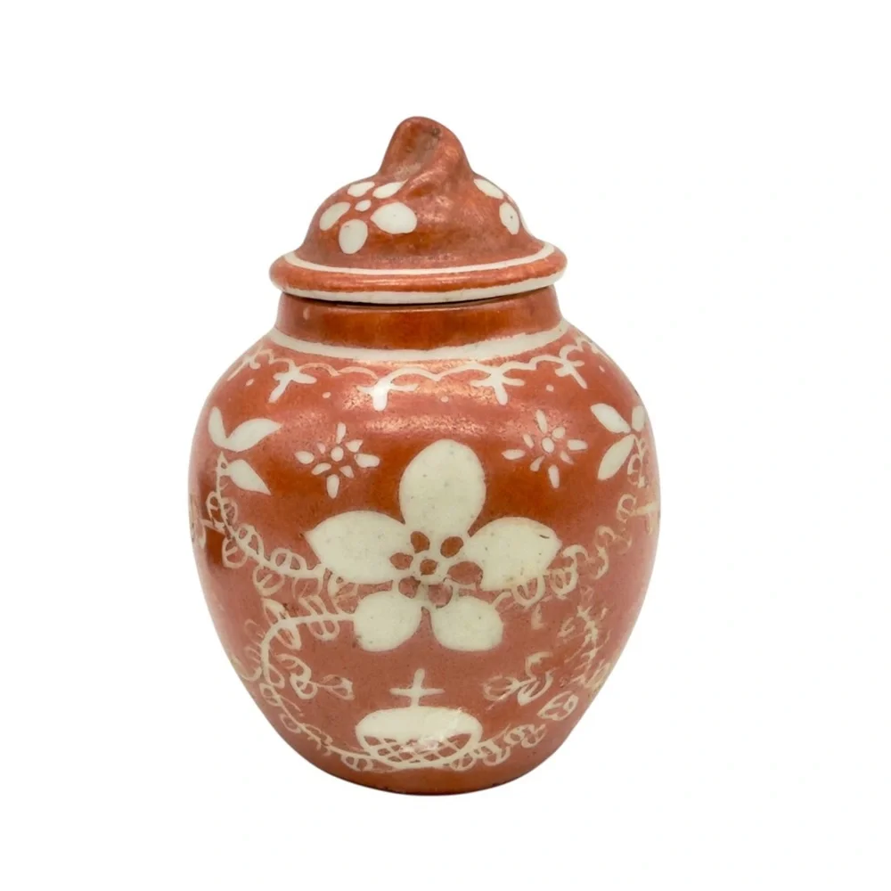 Chinese Miniature Ginger Jar Iron Red White Florals Cross With Display Base Vtg